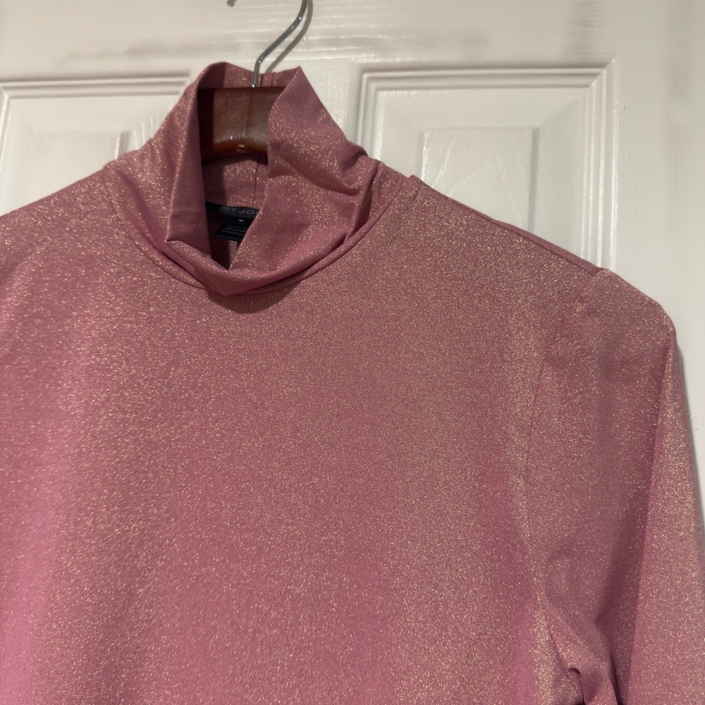 St John Pink Metallic Shimmer Turtleneck Top Size‎ M Stretch Knit Blouse - Picture 3 of 7